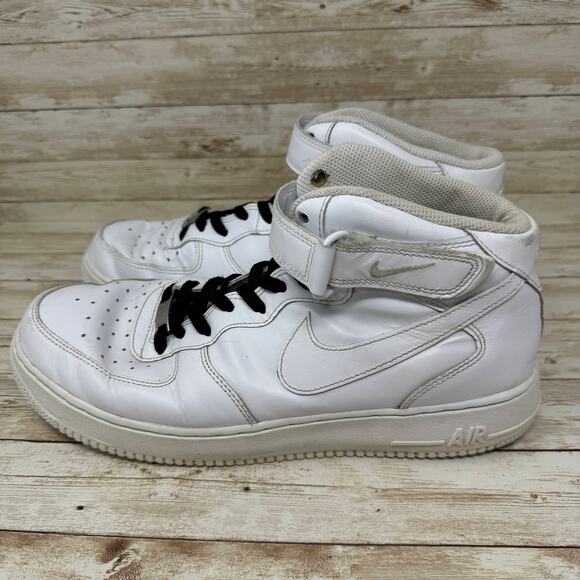 Nike Air Force 1 Mid CW2289-111 Triple White Lace Up Sneakers Men's Size 12 - Picture 3 of 8